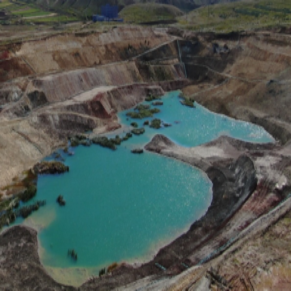 (12)BNB 煤矿煤层自然处治(2.矿坑修复后局部)
Part after restoring engineering for spontaneous combustion in BNB coal mine(202005~10) (12)BNB 煤矿煤层自然处治(2.矿坑修复后局部)
Part after restoring engineering for spontaneous combustion in BNB coal mine(202005~10)
